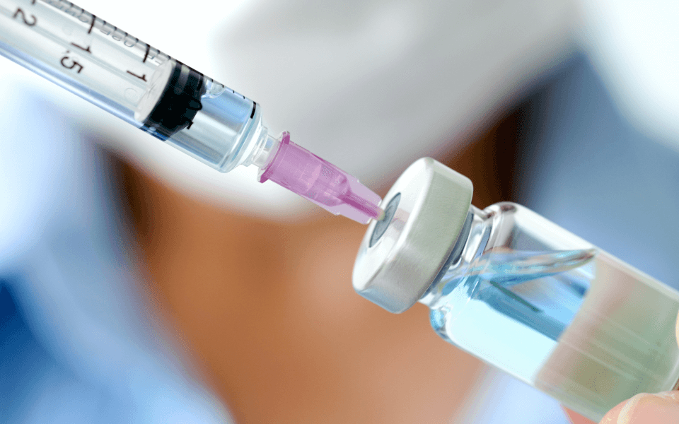 Vaccine phòng zona mới có thể giúp giảm nguy cơ mắc bệnh tim mạch - Ảnh 2.