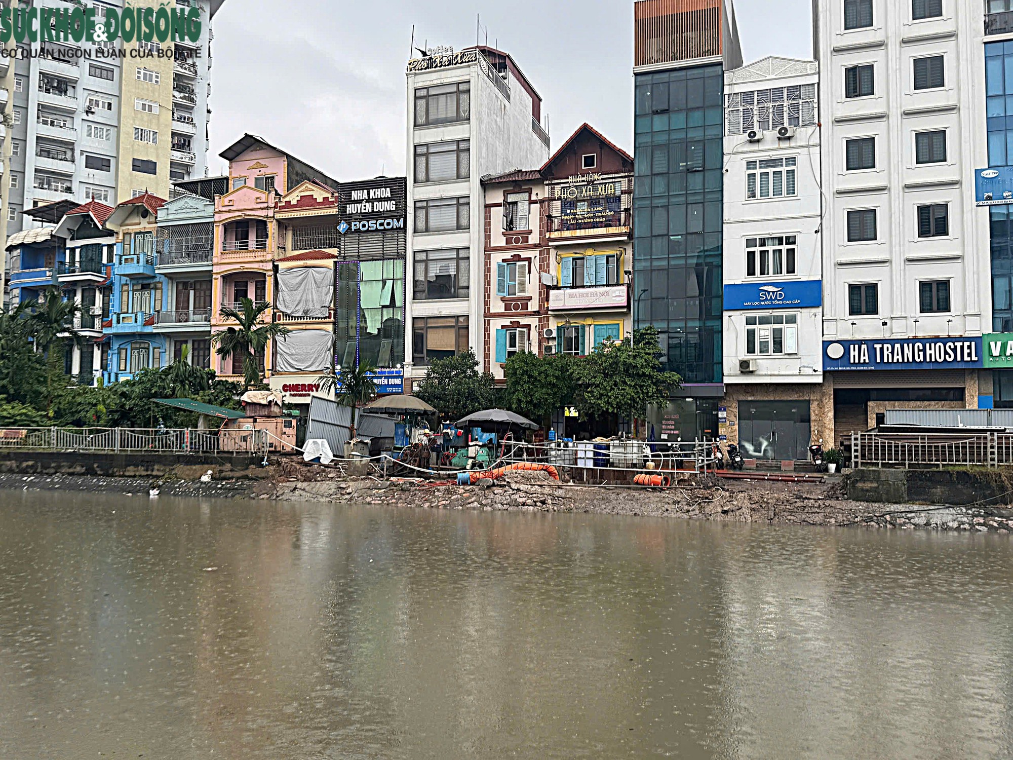 Mưa kéo dài, mực nước nhiều sông ở Hà Nội dâng cao - Ảnh 8.