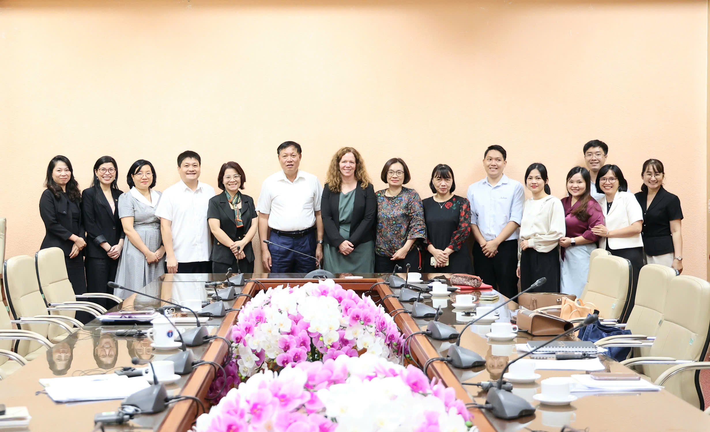 Mở rộng hợp tác để hoàn thiện chính sách, thúc đẩy đổi mới về thiết bị y tế- Ảnh 6.