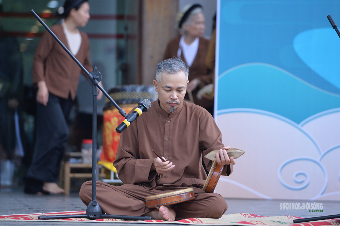 Tiếng phách ngân giữa không gian di sản- Ảnh 5.