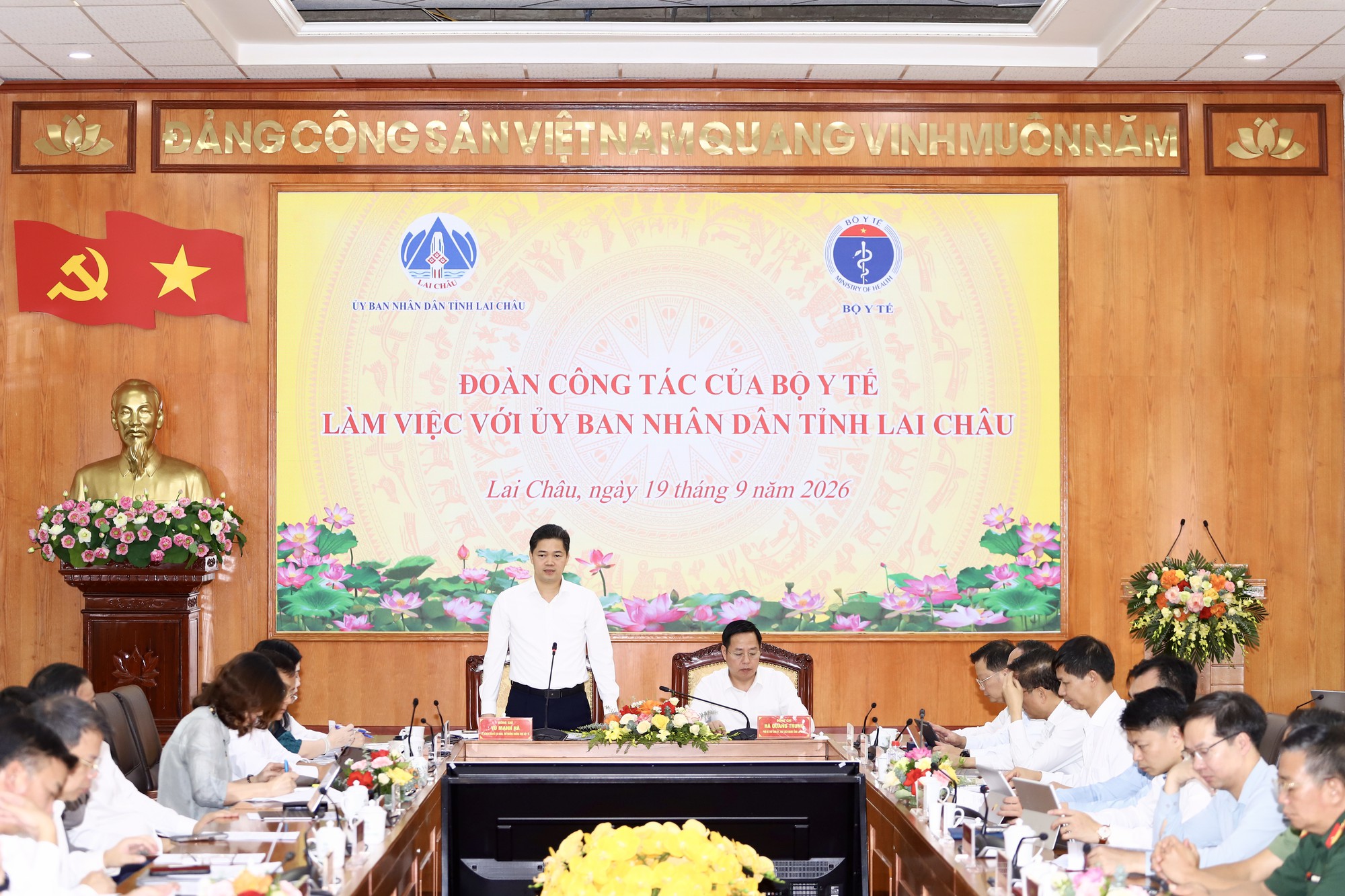 Bộ Y tế làm việc với tỉnh Lai Châu về công tác y tế- Ảnh 2.