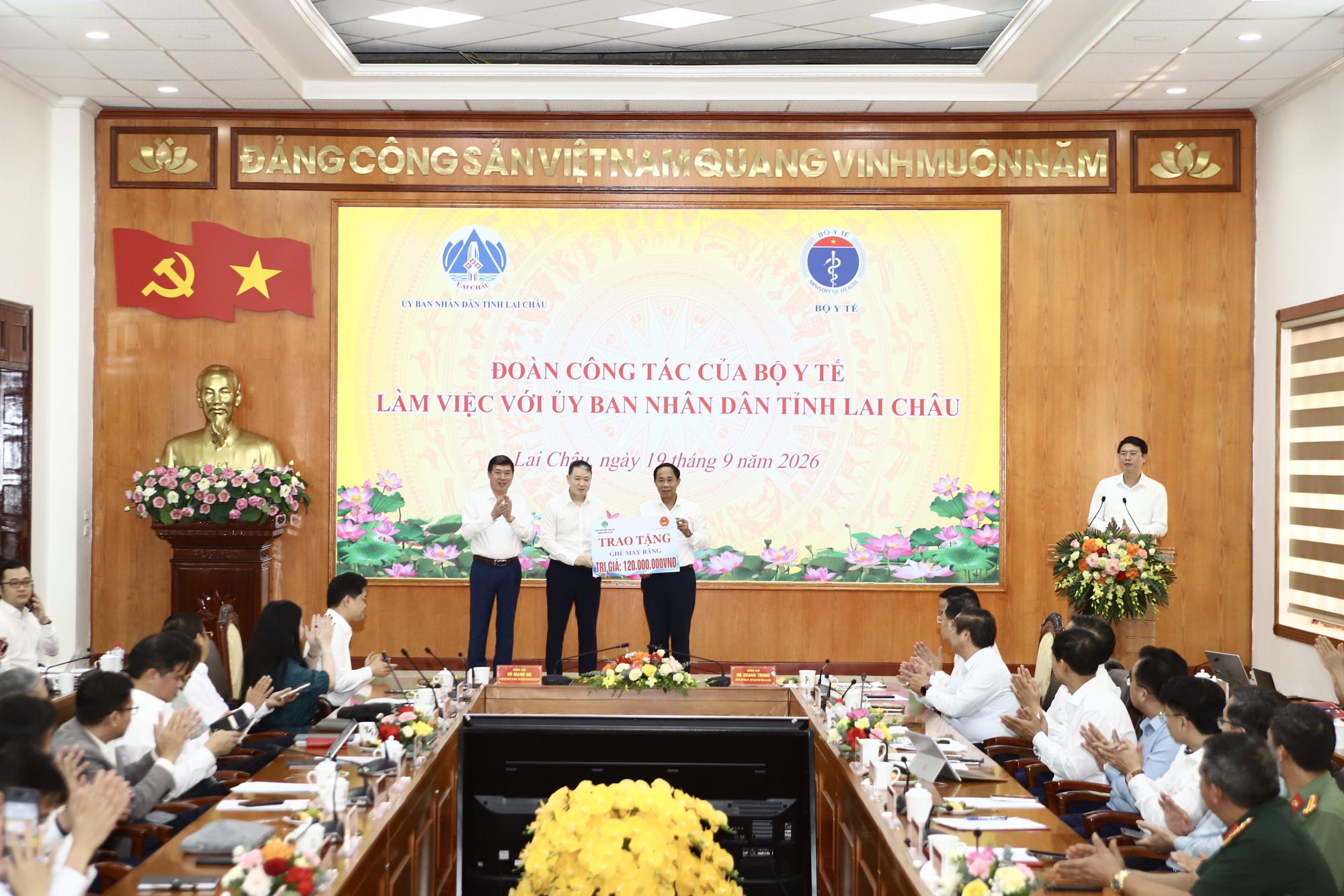 Bộ Y tế làm việc với tỉnh Lai Châu về công tác y tế- Ảnh 8.
