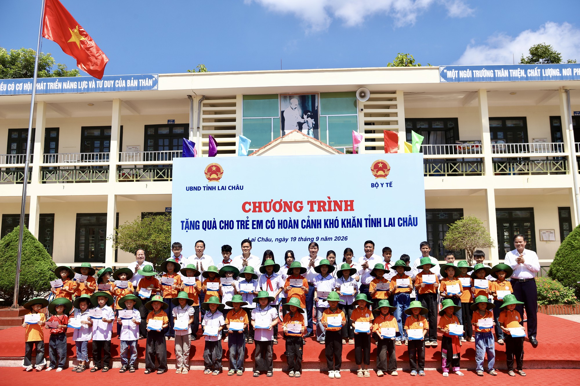 Bộ Y tế làm việc với tỉnh Lai Châu về công tác y tế- Ảnh 12.