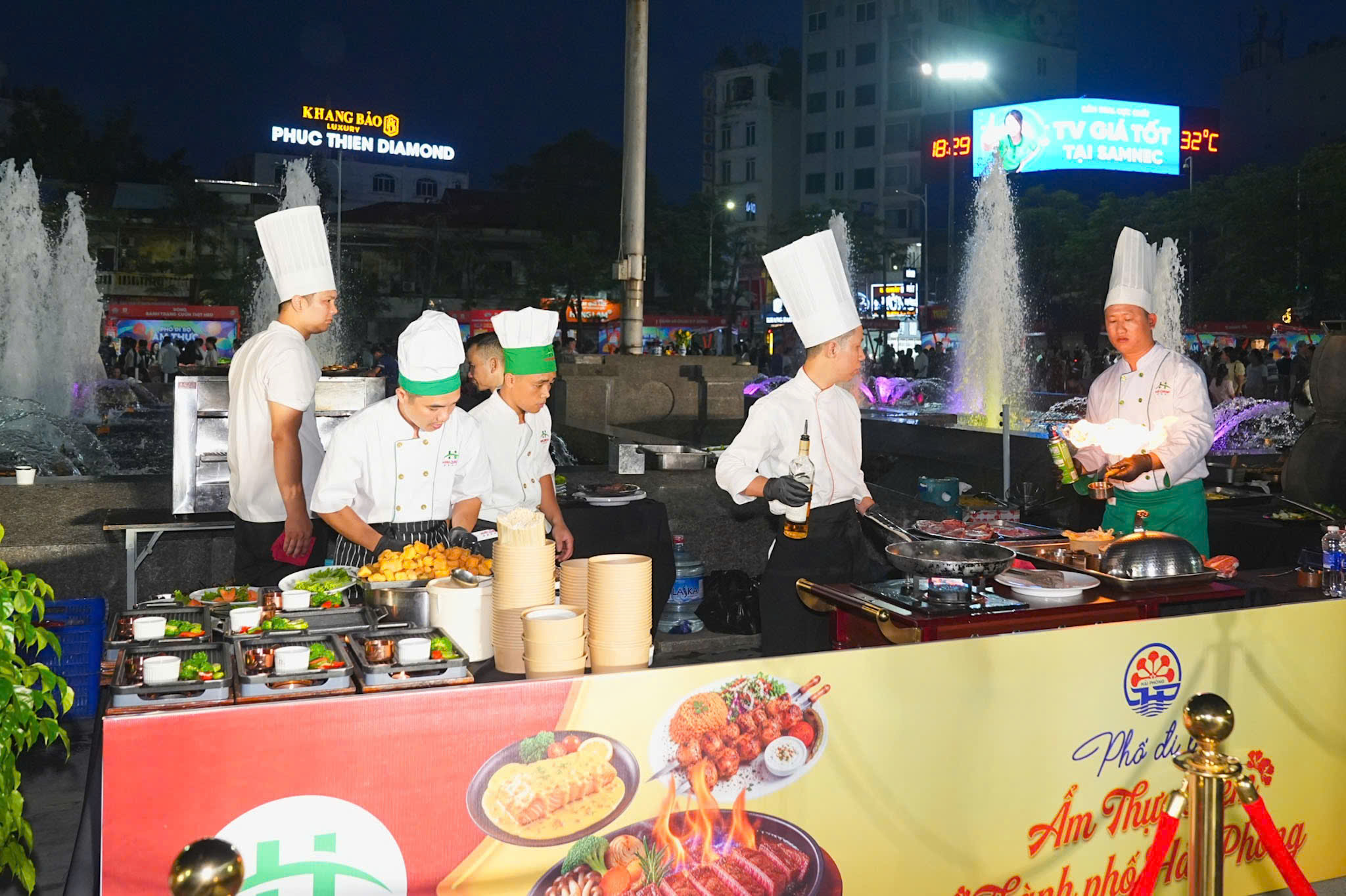 Hải Phòng đạt doanh thu hơn 1.500 tỷ đồng trong 5 ngày nghỉ Quốc khánh 2/9- Ảnh 4.
