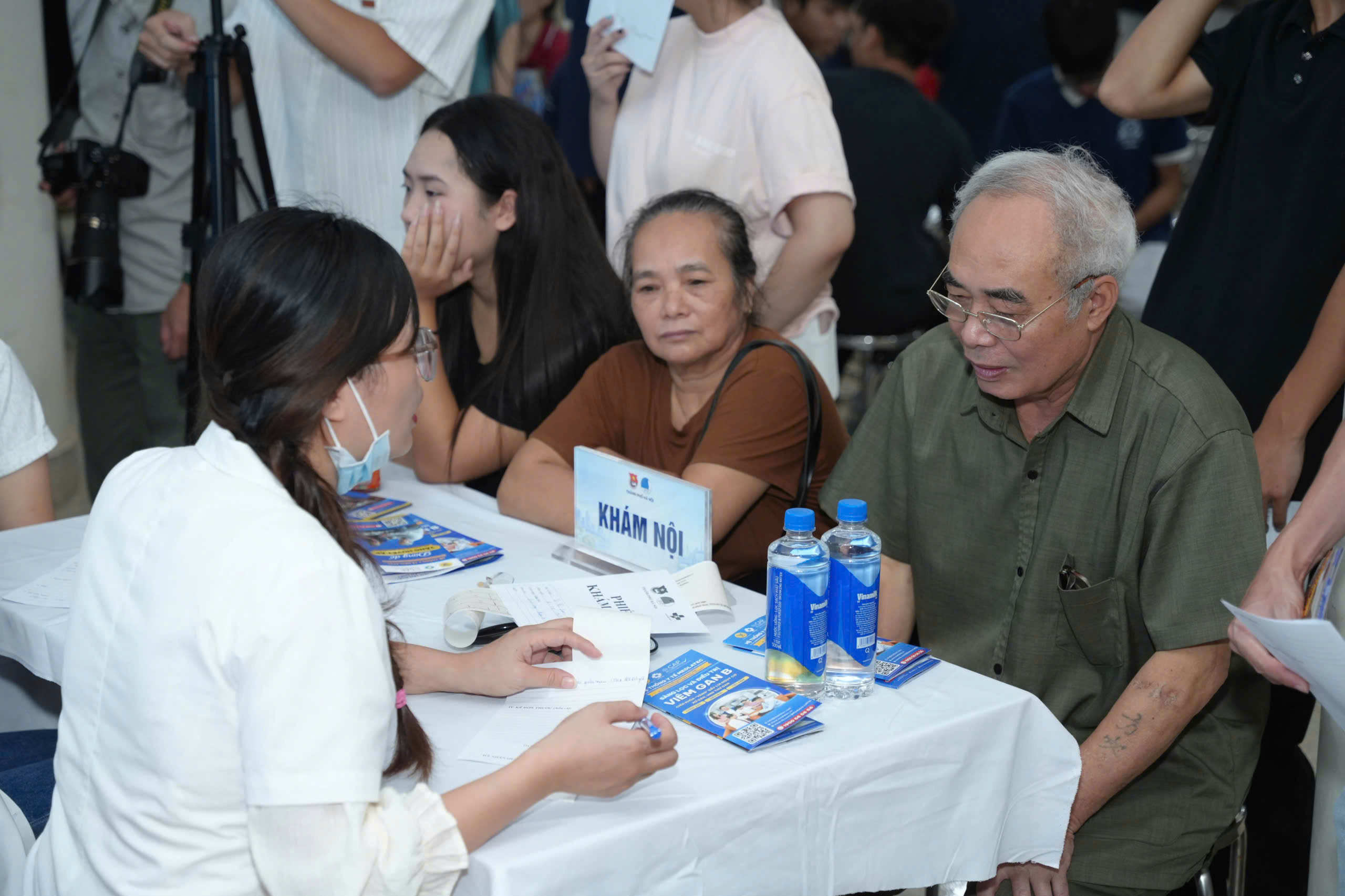 Hà Nội chăm lo sức khỏe, đồng hành cùng thanh niên công nhân - Ảnh 6.