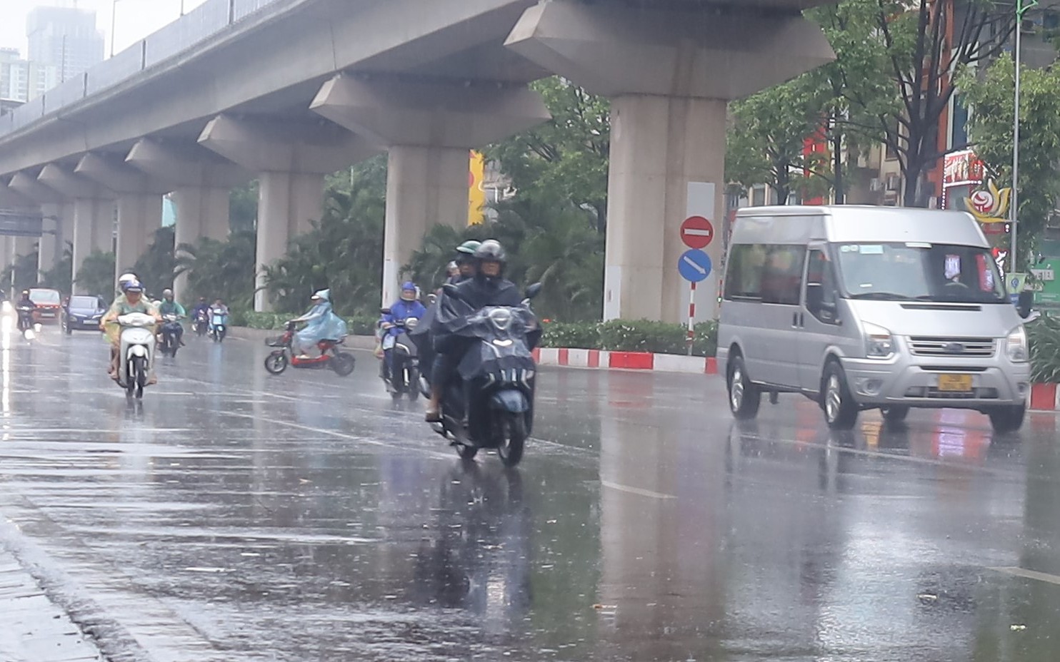 Các tỉnh mưa to nhất từ hôm nay đến ngày mai - Ảnh 2.