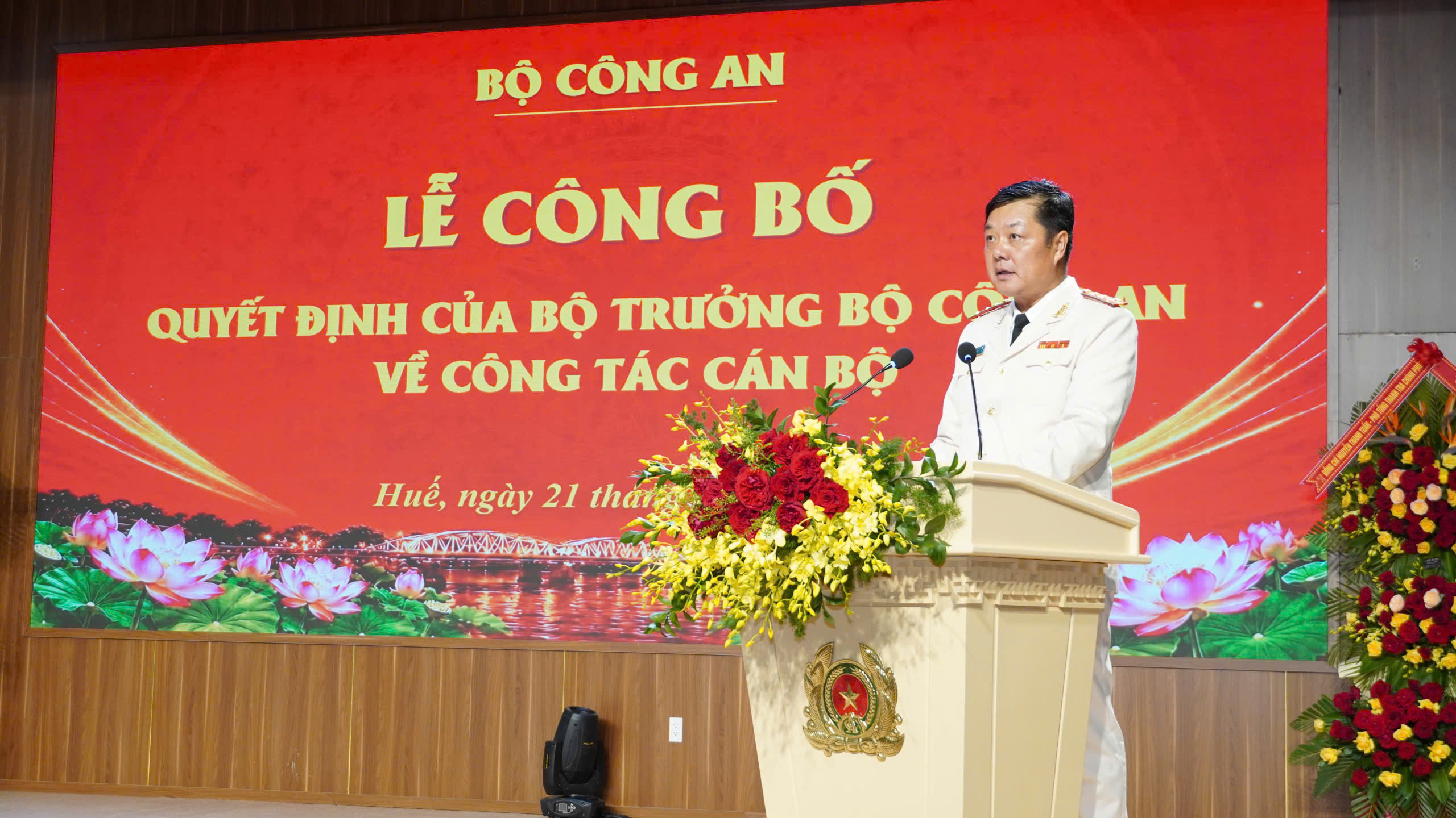 Phó Giám đốc Công an TPHCM giữ chức Giám đốc Công an TP Huế- Ảnh 2.