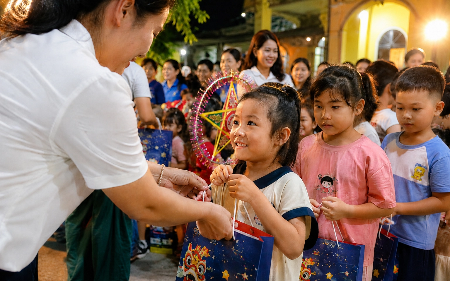 Phó Thủ tướng Thường trực Phạm Gia Túc thăm, tặng quà bệnh nhi dịp Tết Trung thu- Ảnh 7.
