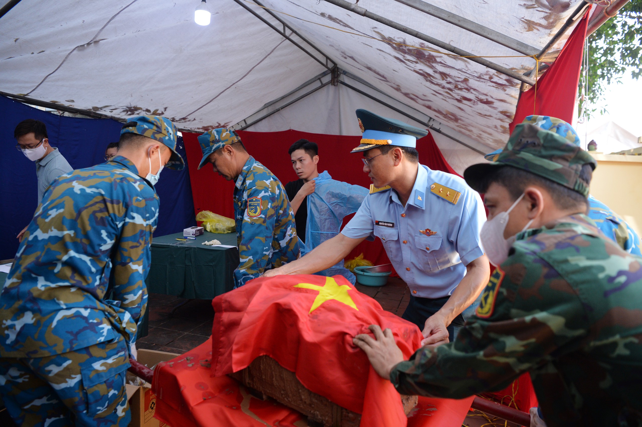 Những người lặng thầm góp sức tìm lại tên cho liệt sĩ ở Đông Anh- Ảnh 9.