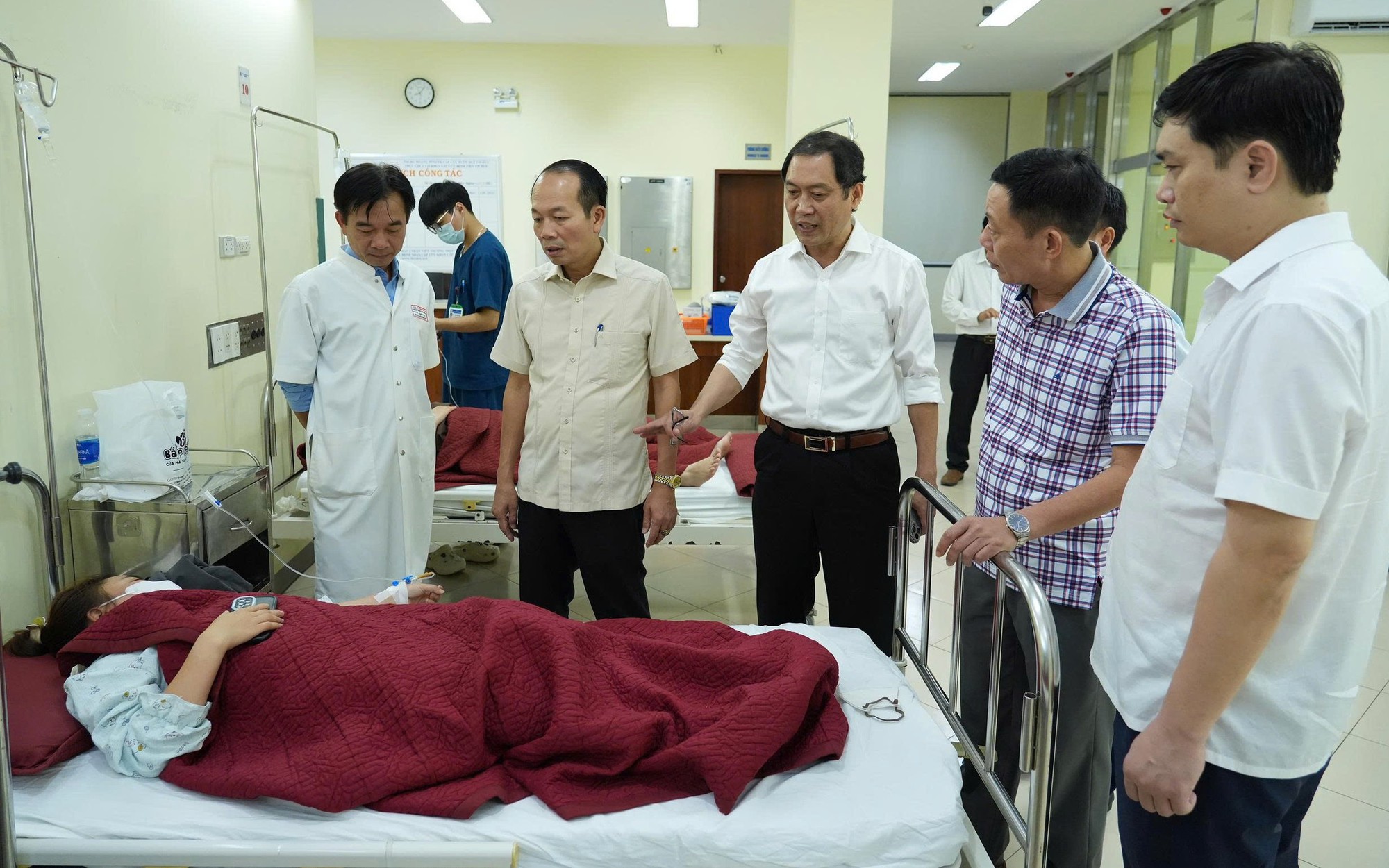 Huế sẽ kiểm tra đột xuất cơ sở nguy cơ cao về an toàn thực phẩm- Ảnh 3.