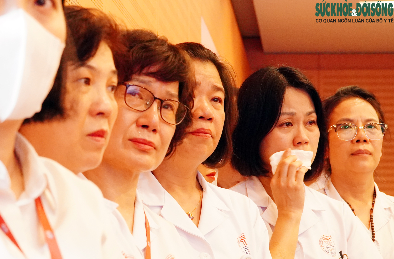 Nhân viên y tế BVĐK Xanh Pôn chết não, gia đình đồng ý hiến tạng cứu người - Ảnh 7.