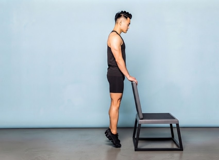 Sau tuổi 50, 5 bài tập bổ trợ giúp chuẩn bị cho cự ly chạy 21km - Ảnh 4.