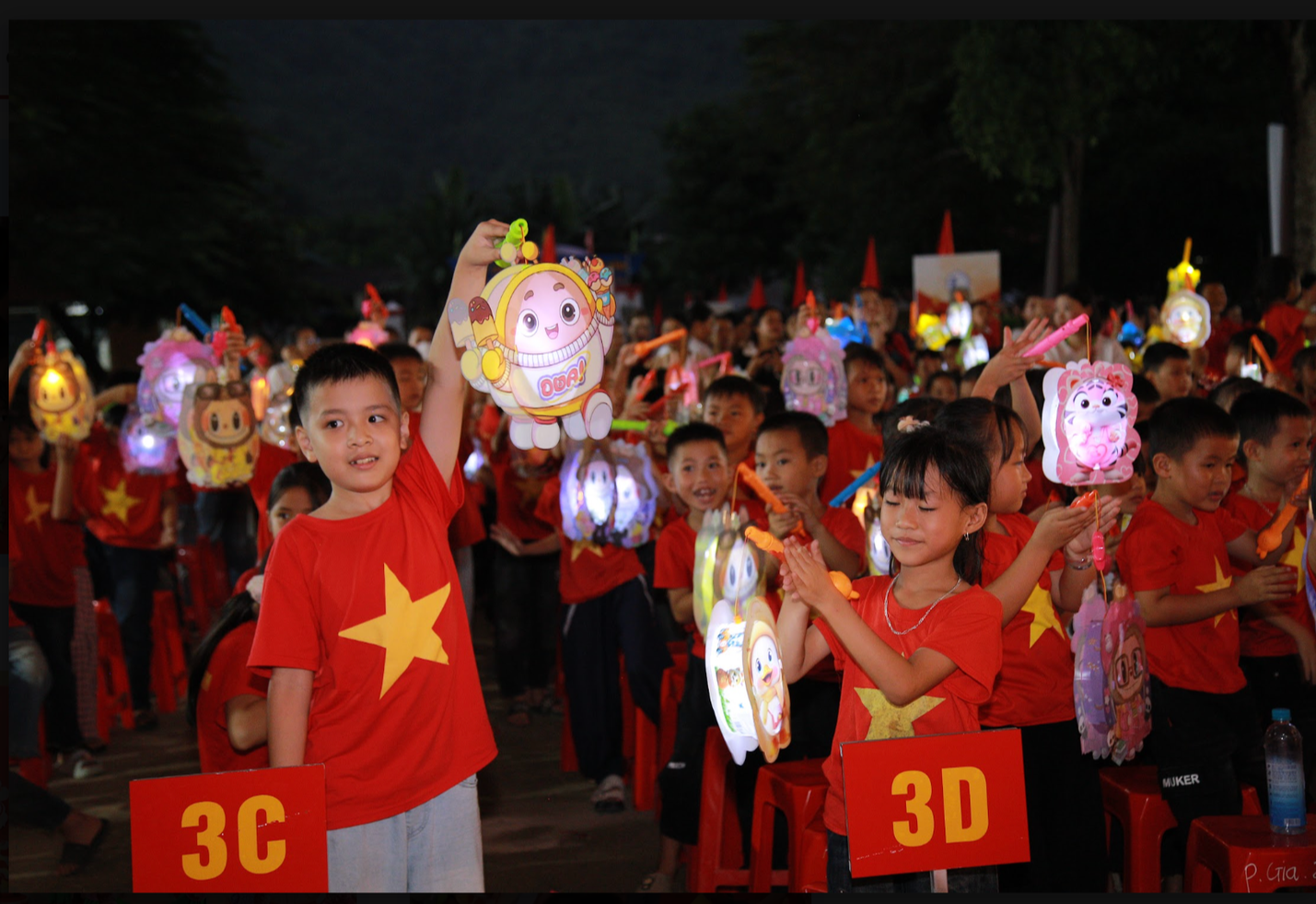 Quỹ Bảo trợ trẻ em Việt Nam thắp sáng ước mơ cho thiếu nhi xã miền núiởPhúThọ - Ảnh 7.