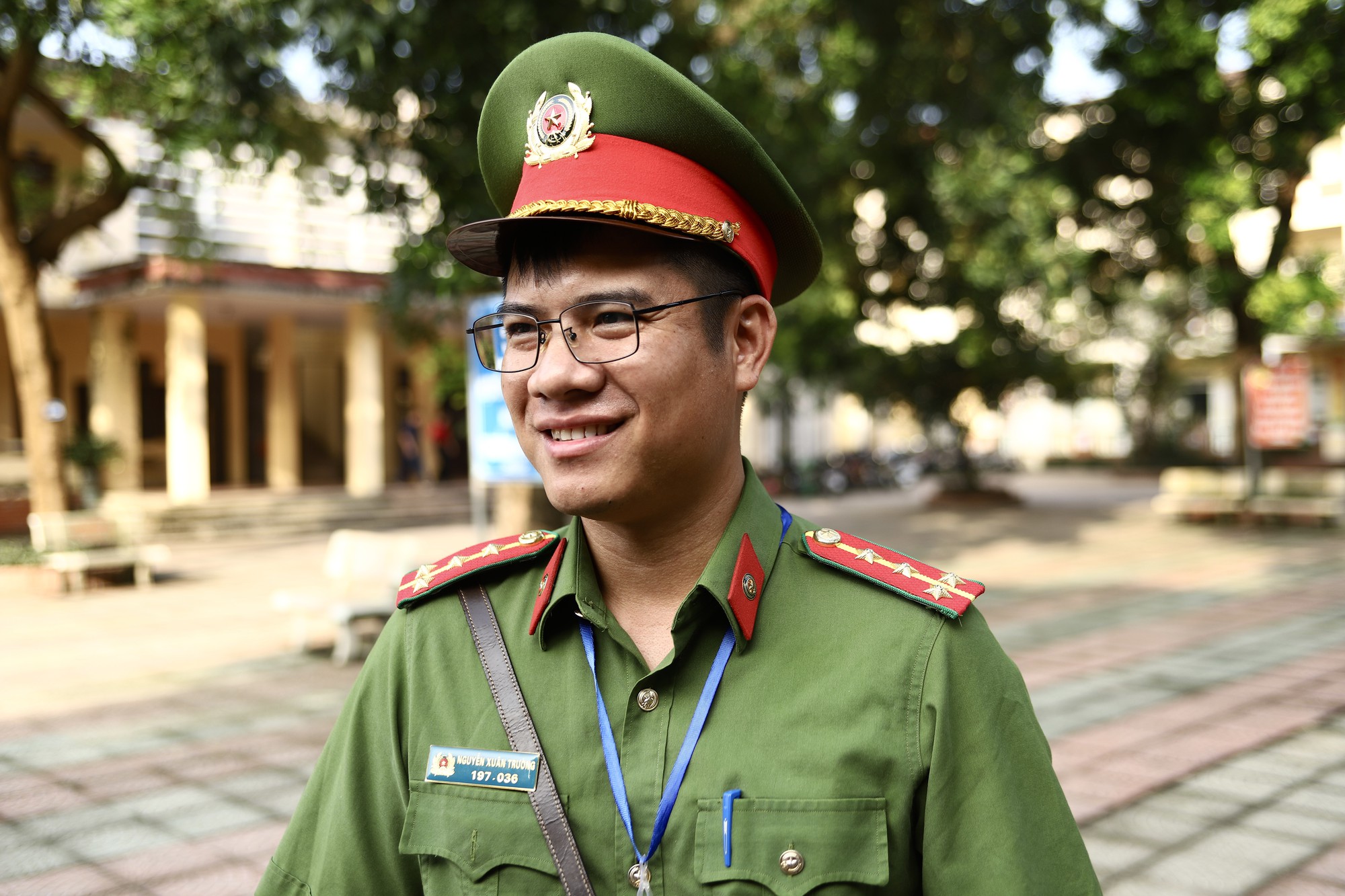 Học sinh vi phạm giao thông, phương tiện được đưa thẳng vào trường xử lý - Ảnh 4.