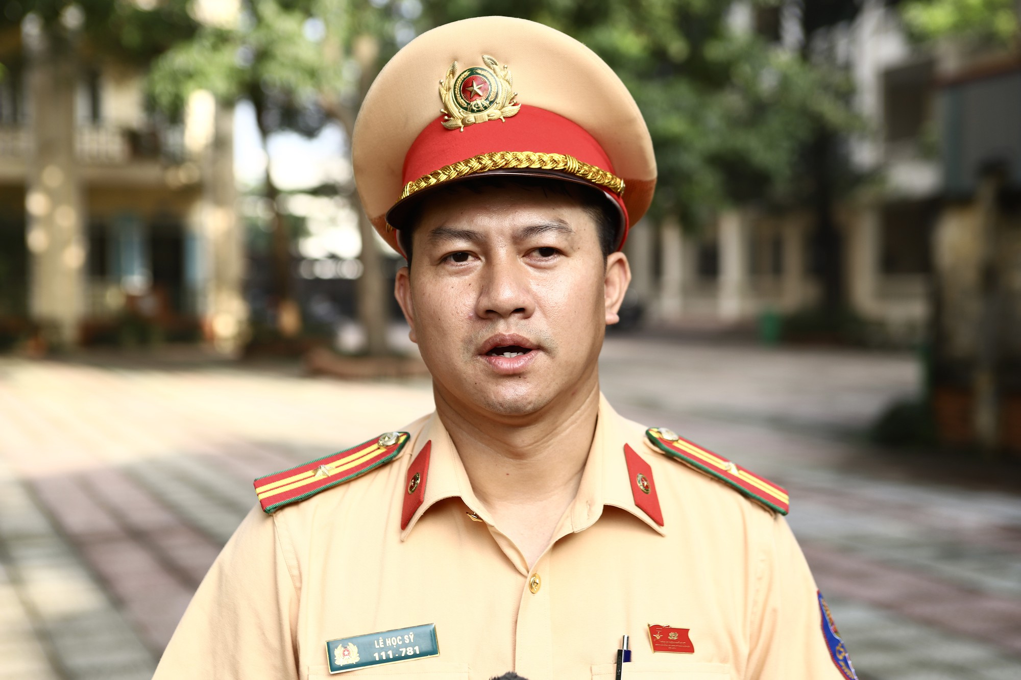 Học sinh vi phạm giao thông, phương tiện được đưa thẳng vào trường xử lý - Ảnh 5.