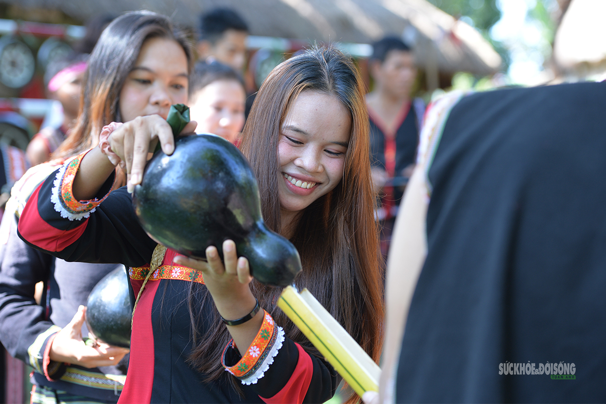 Khi lời cầu an của đại ngàn vang giữa 'Ngôi nhà chung'- Ảnh 5.