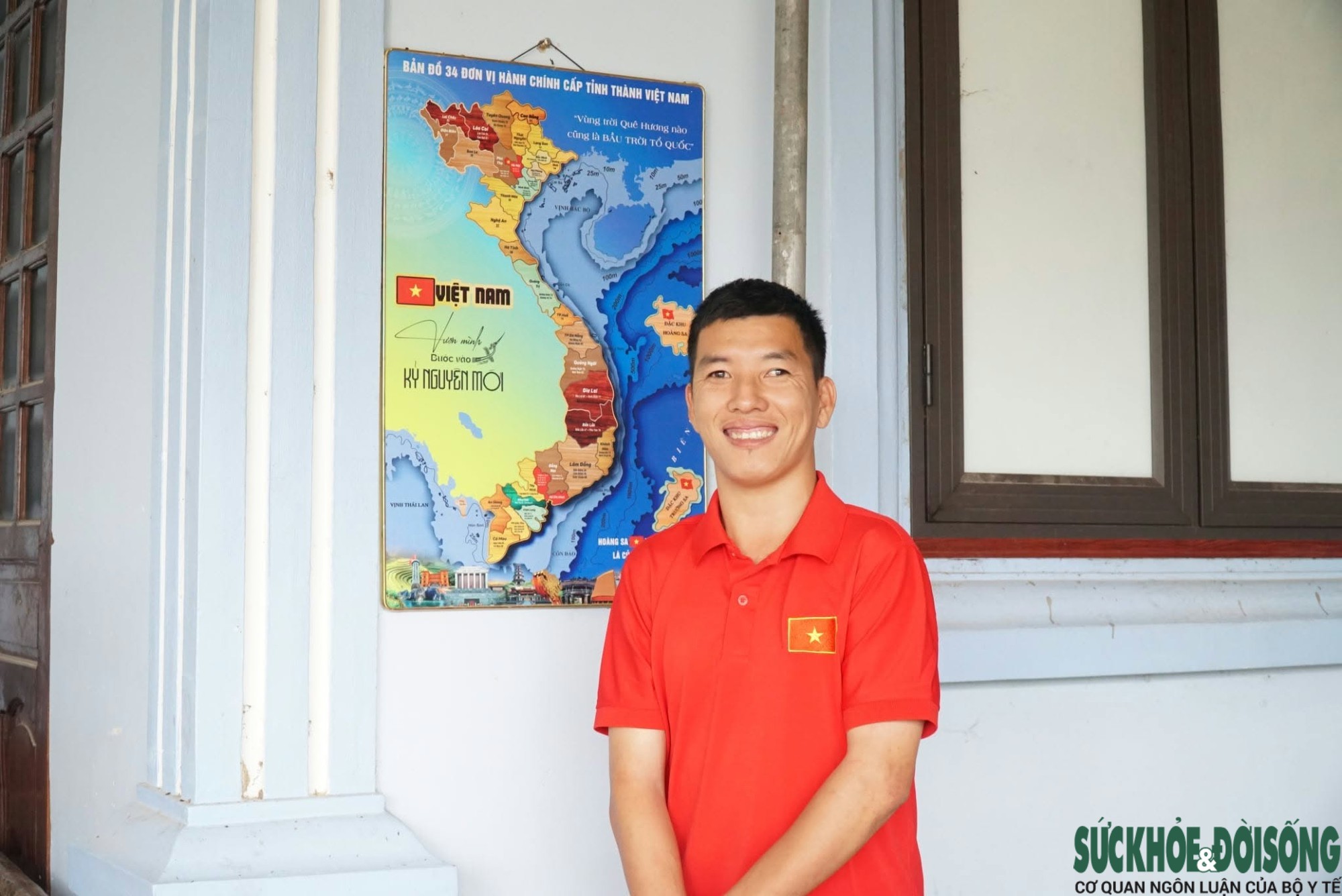 30 tuổi trở lại trường, nam sinh khuyết tật nhận giải 'Tỏa sáng nghị lực Việt'- Ảnh 3.