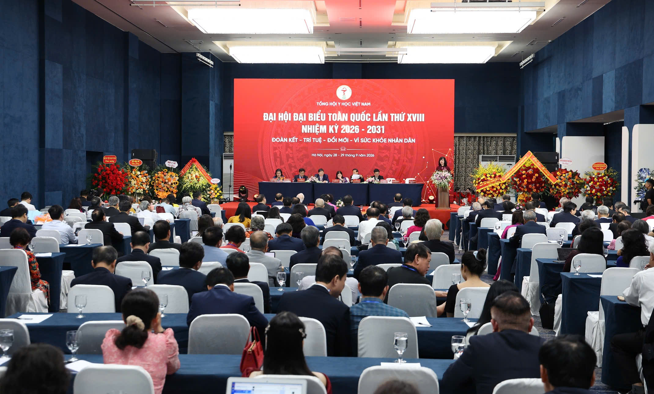 Bộ trưởng Đào Hồng Lan: Bộ Y tế và Tổng hội Y học Việt Nam tiếp tục đồng hành trong giai đoạn phát triển mới- Ảnh 3.