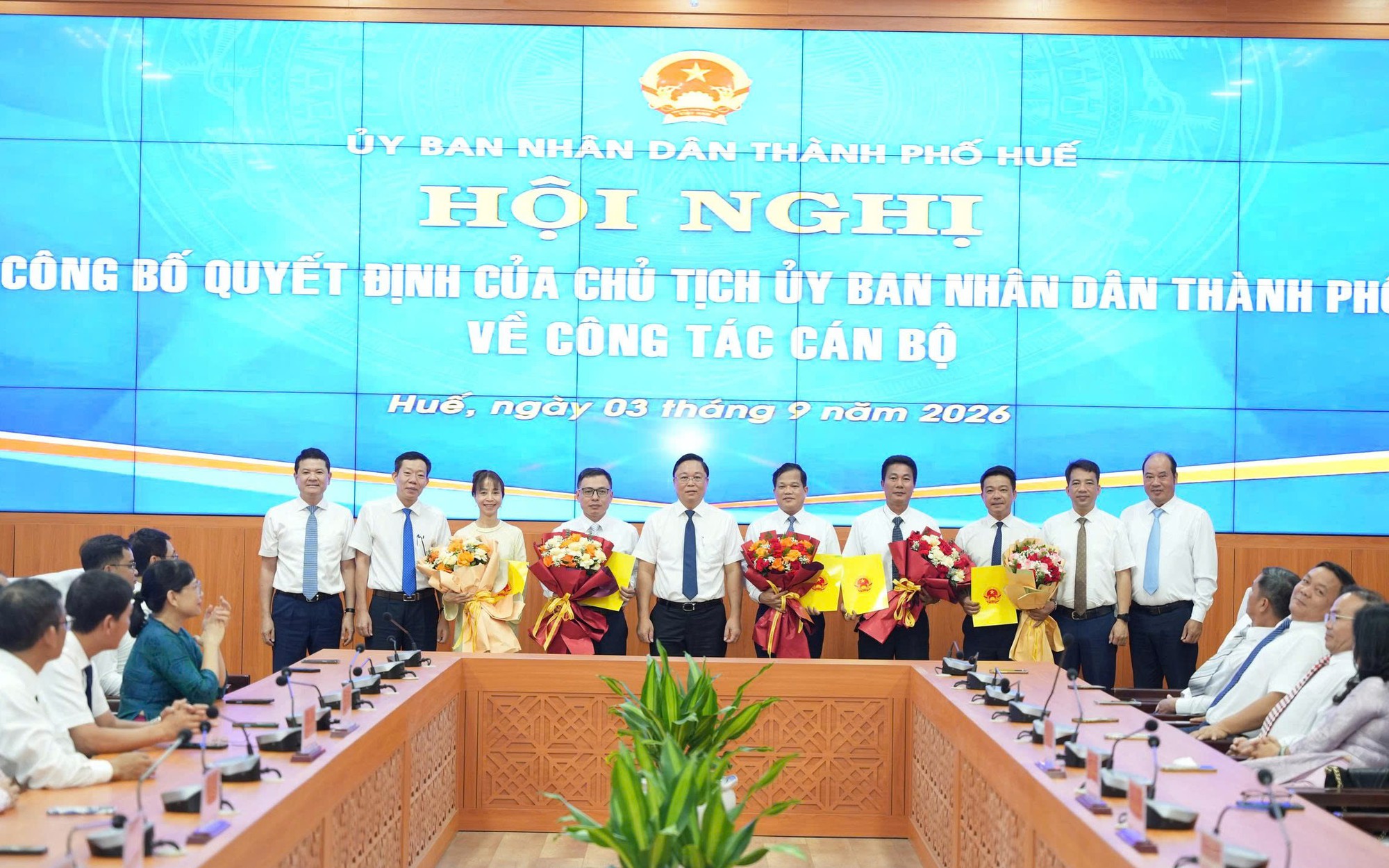 Huế điều động, bổ nhiệm lãnh đạo các ban quản lý dự án, trung tâm - Ảnh 5.
