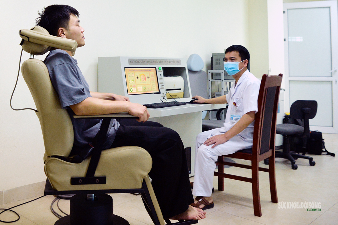 Bật mí các bài kiểm tra sức khoẻ tuyển chọn phi công quân sự- Ảnh 3.