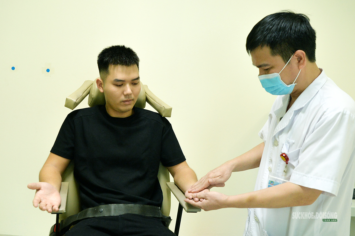 Bật mí các bài kiểm tra sức khoẻ tuyển chọn phi công quân sự- Ảnh 6.