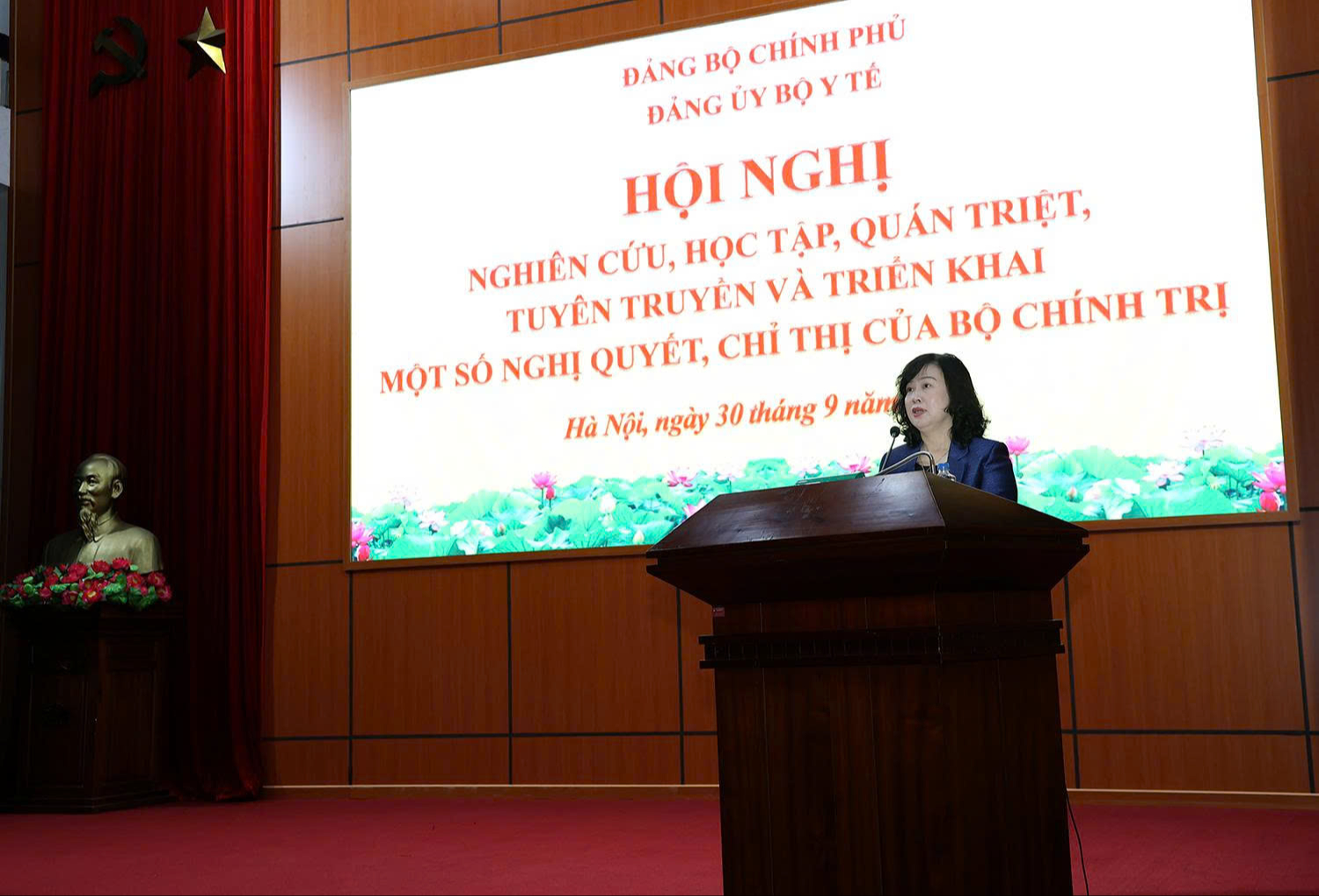Bộ Y tế tổ chức Hội nghị nghiên cứu, học tập, quán triệt và triển khai thực hiện một số Nghị quyết, Chỉ thị của Bộ Chính trị - Ảnh 2.