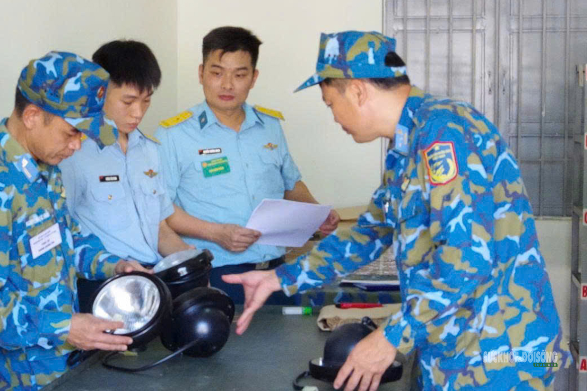 Chiến sĩ Sư đoàn 365 thi tài làm chủ khí tài, công nghệ- Ảnh 5.