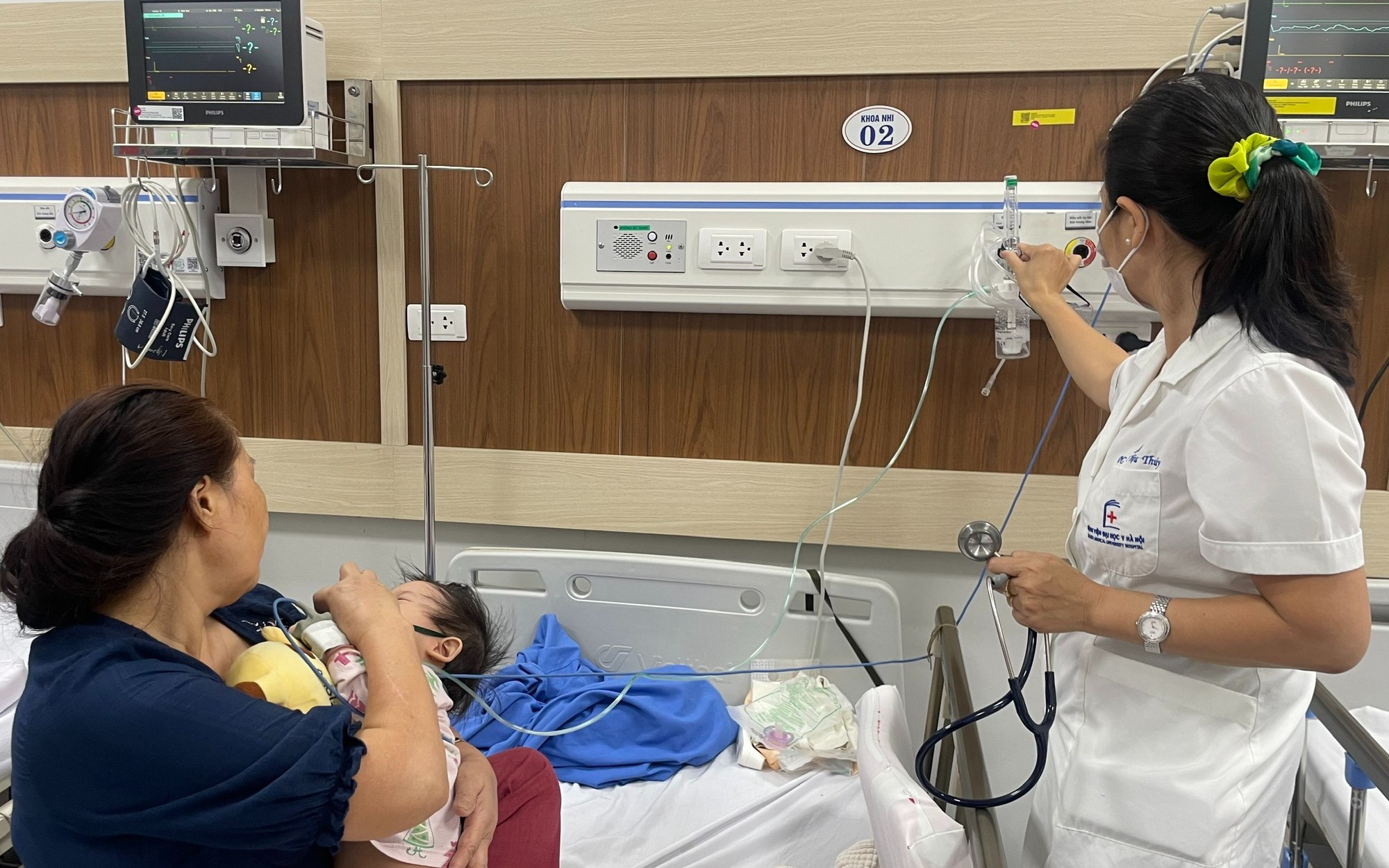 Bộ Y tế đôn đốc tiến độ đưa lô vắc xin phế cầu vào tiêm chủng mở rộng- Ảnh 8.