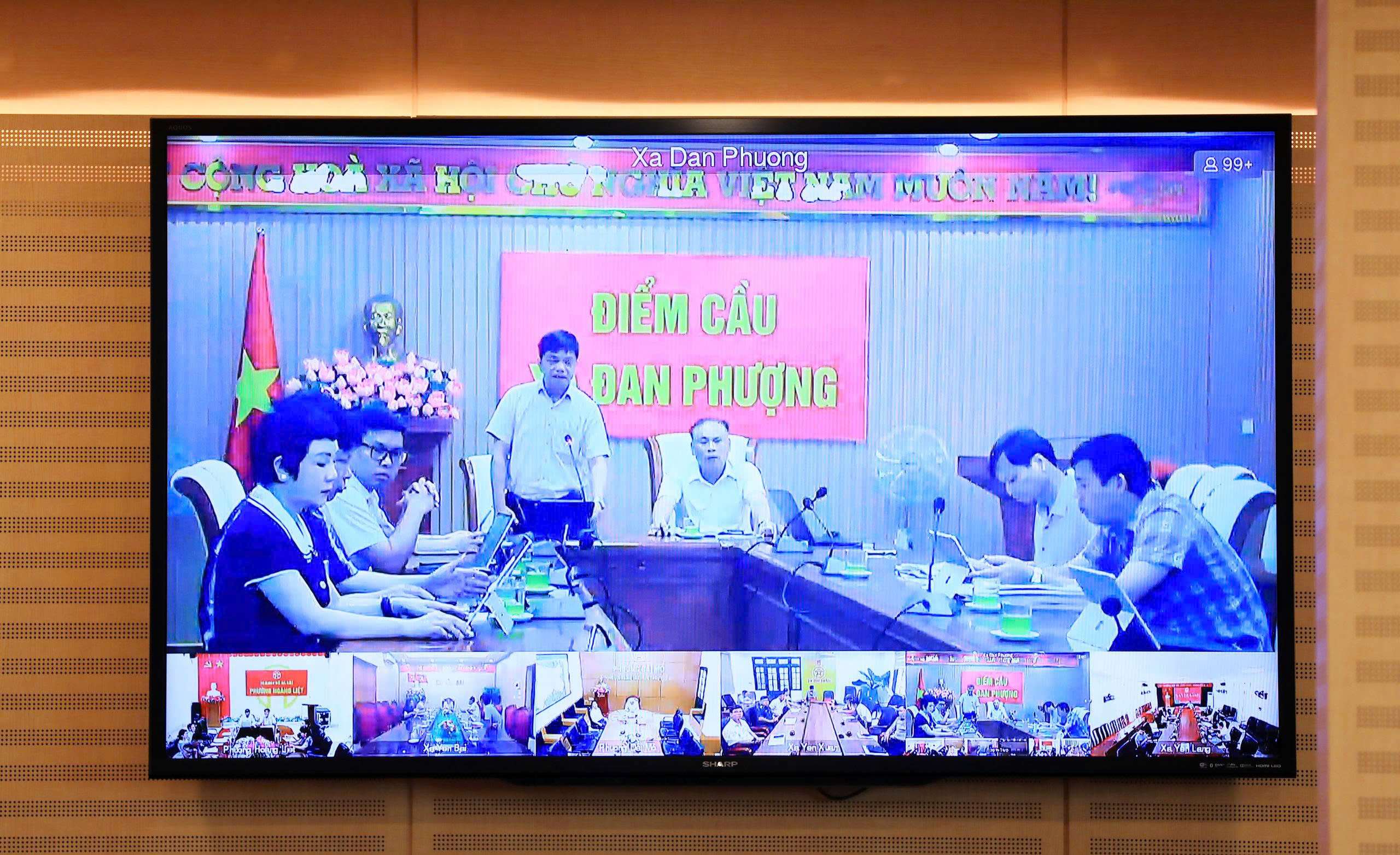 Hà Nội: Ngành y tế, giáo dục thực hiện mục tiêu 'kép', góp đạt GRDP từ 11%- Ảnh 2.