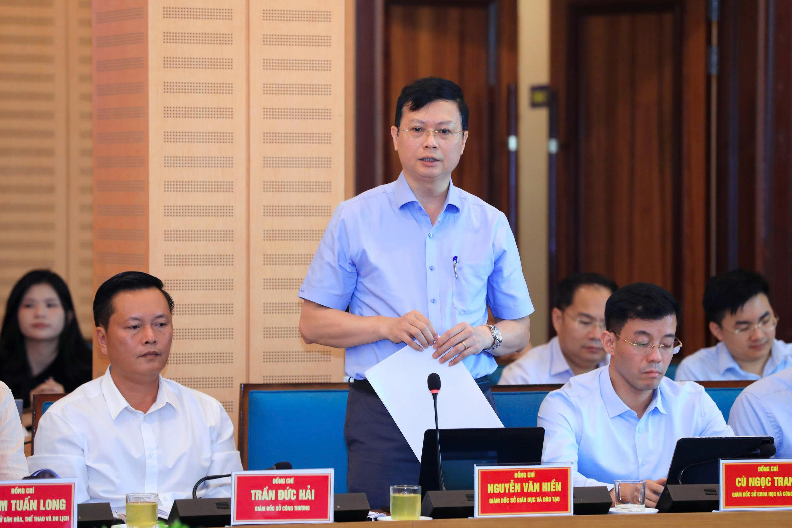 Hà Nội: Ngành y tế, giáo dục thực hiện mục tiêu 'kép', góp đạt GRDP từ 11%- Ảnh 3.