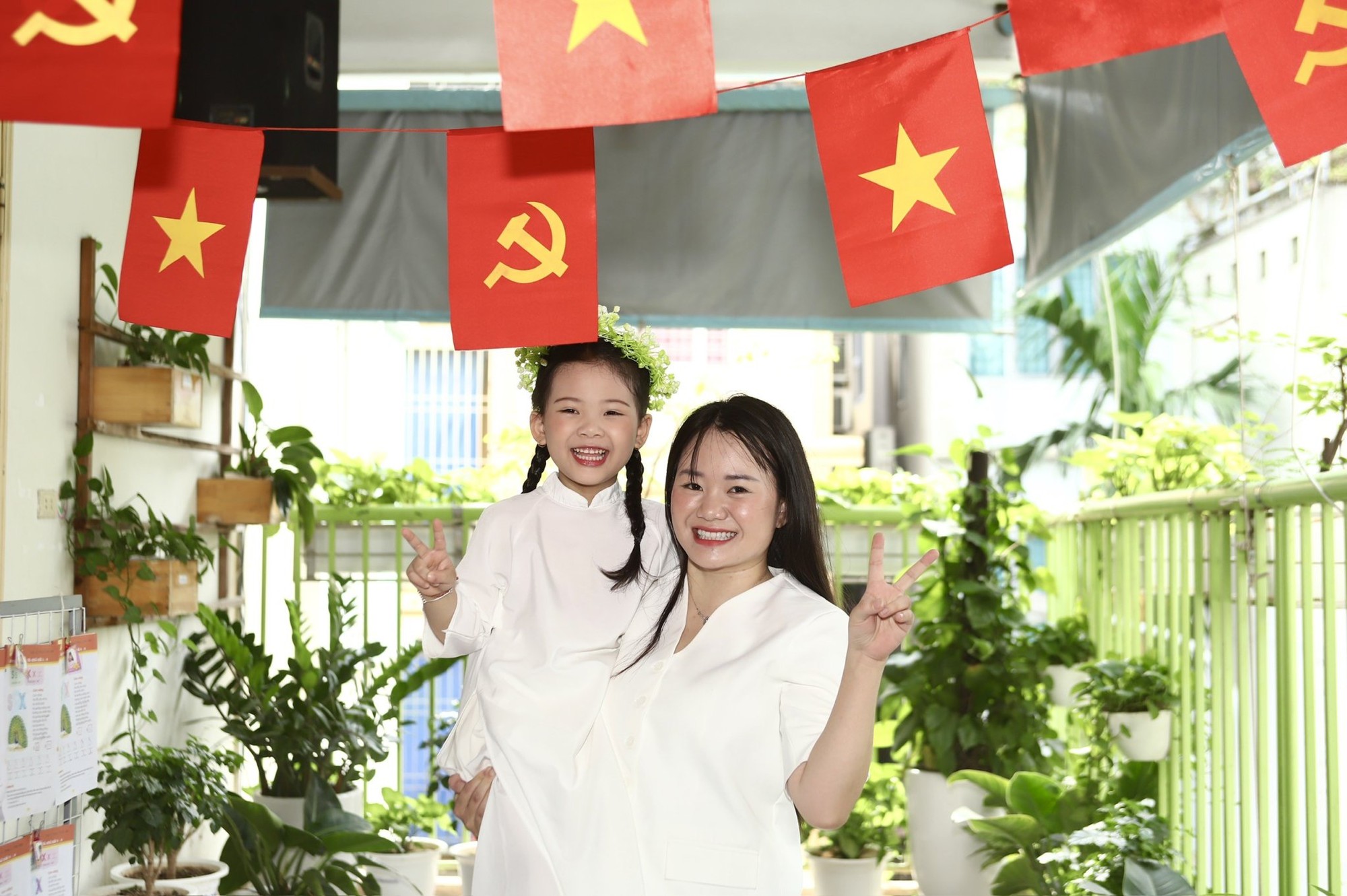 Hà Nội bảo đảm trật tự an toàn giao thông trong ngày khai giảng năm học mới- Ảnh 5.