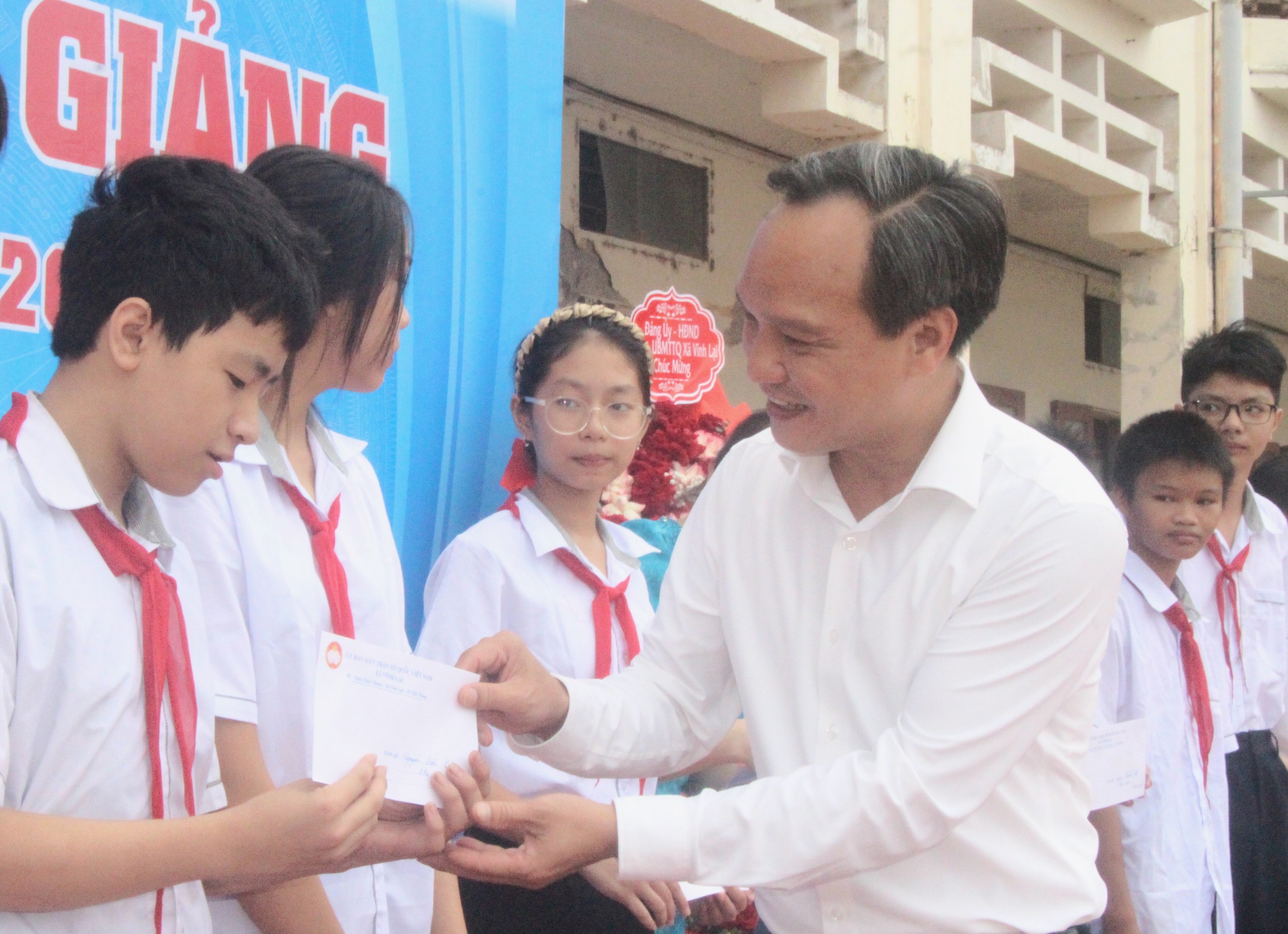 Hải Phòng: Niềm vui ngày khai giảng ở những ngôi trường sáp nhập - Ảnh 14.