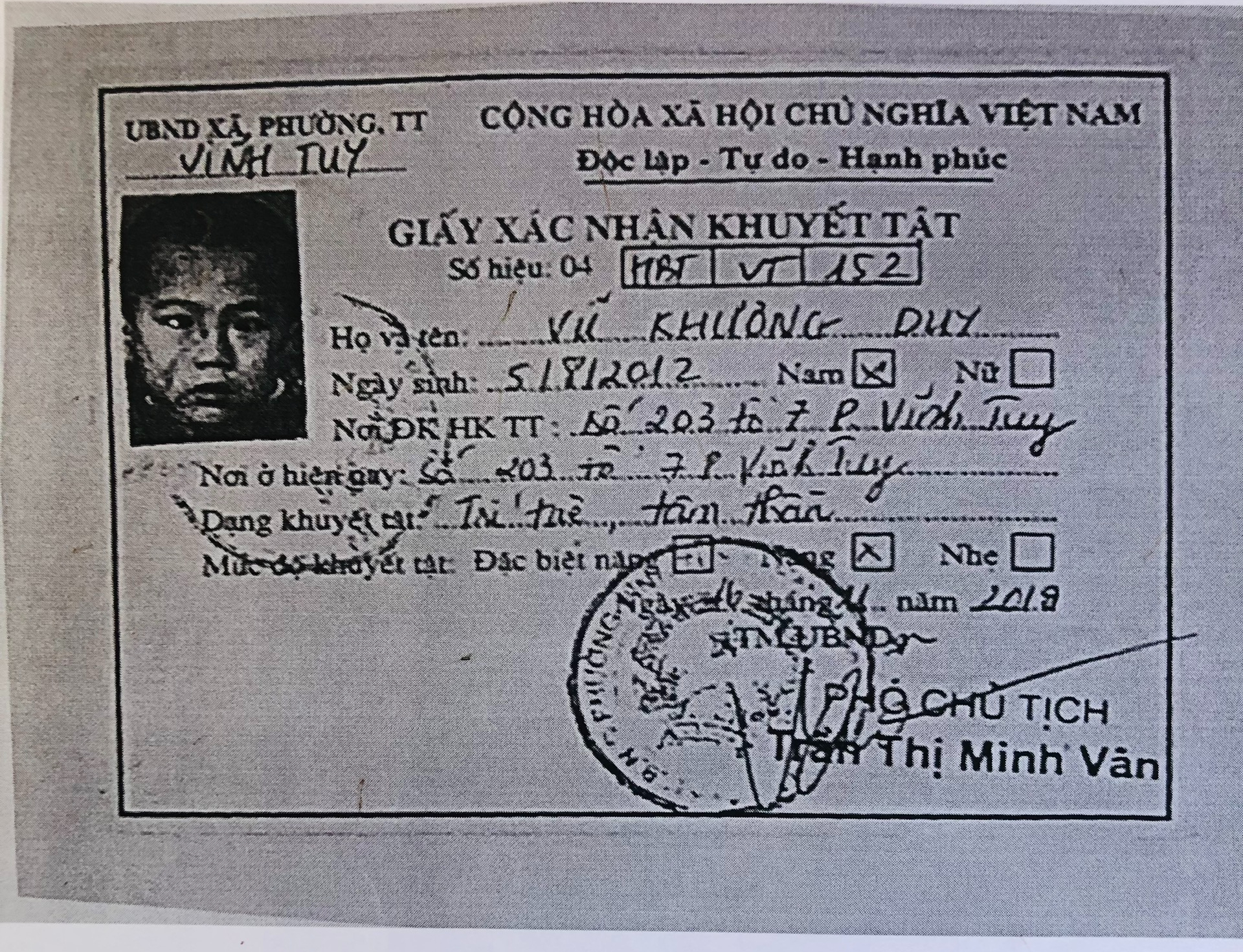 MS 1112: Mắc ung thư, người mẹ nghèo lo con trai Down 14 tuổi không thể tự chăm sóc bản thân - Ảnh 3.