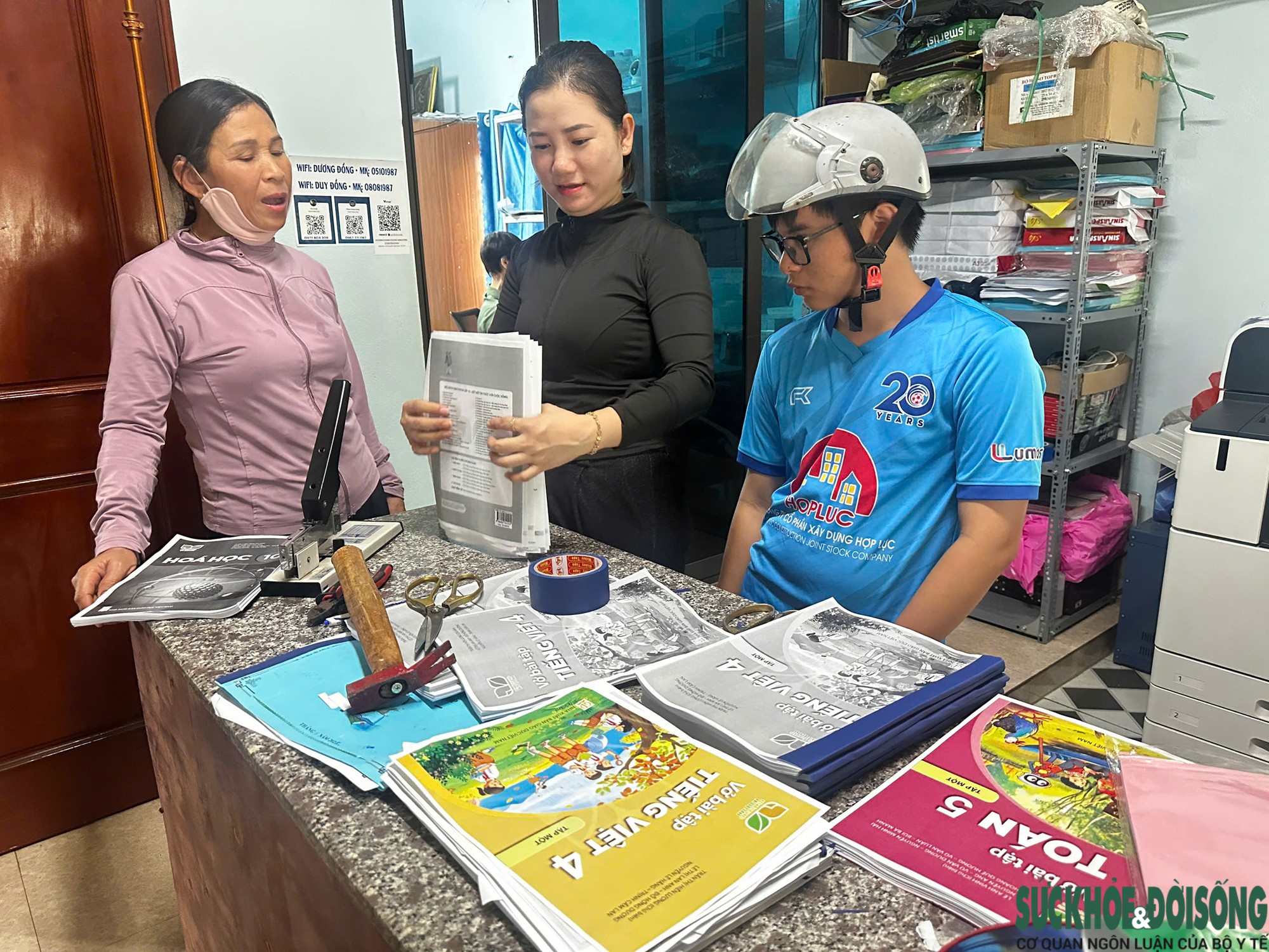 Thiếu sách giáo khoa, phụ huynh phải bỏ tiền gấp 2-3 lần để mua bản photo- Ảnh 4.