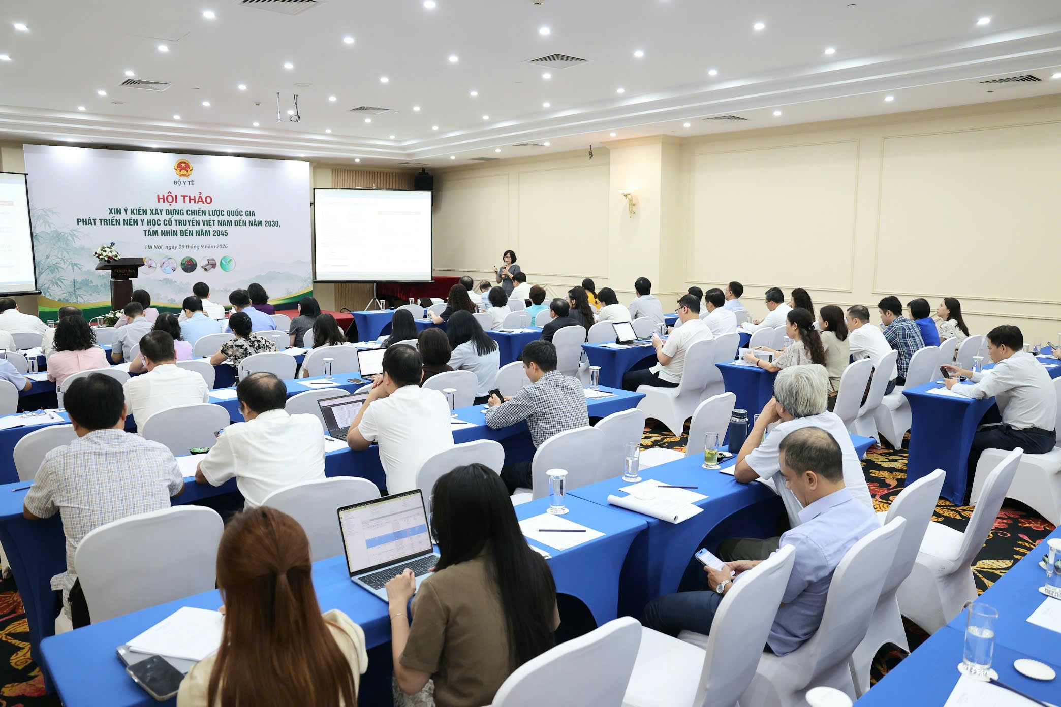 Bộ trưởng Bộ Y tế Đào Hồng Lan: Đổi mới tư duy để đưa y học cổ truyền lên tầm cao mới- Ảnh 3.