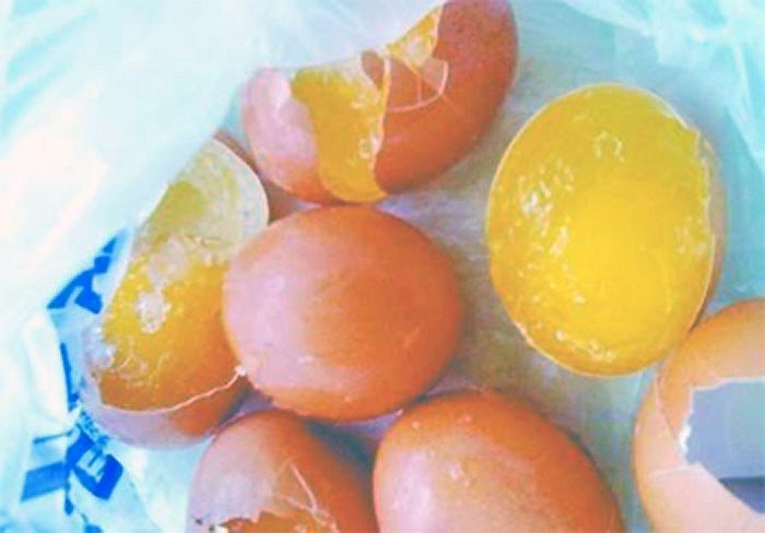 Lại xuất hiện trứng gà giả làm bằng nhựa 7 Lại xuất hiện trứng gà giả làm bằng nhựa 7