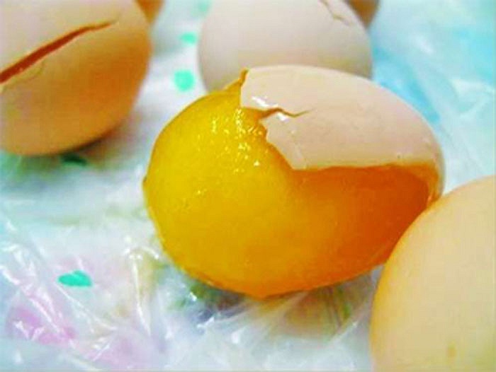 Lại xuất hiện trứng gà giả làm bằng nhựa 4 Lại xuất hiện trứng gà giả làm bằng nhựa 4