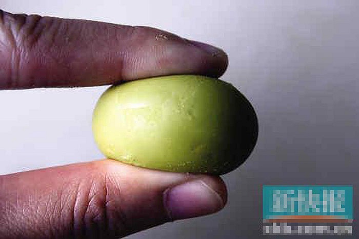 Lại xuất hiện trứng gà giả làm bằng nhựa 3 Lại xuất hiện trứng gà giả làm bằng nhựa 3