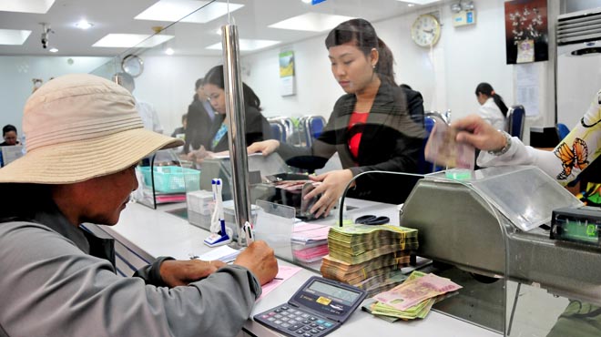 Lãi suất huy động tiền gửi xuống 8% 1