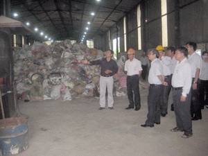 Xử lý nghiêm hai cơ sở xử lý chất thải gây ô nhiễm 1