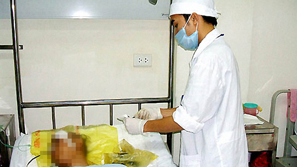 Tử vong tăng cao do ngộ độc rượu 1 Tử vong tăng cao do ngộ độc rượu 1