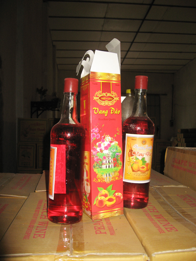 Rượu độc vẫn có “đất sống” 2