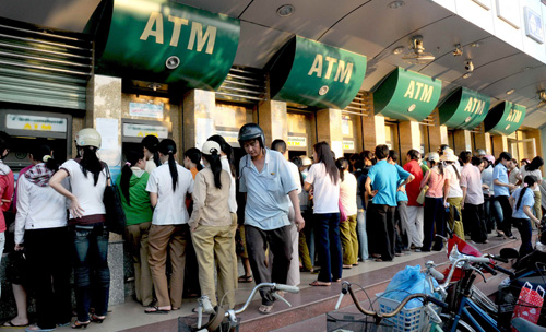Phát rồ vì ATM! 1