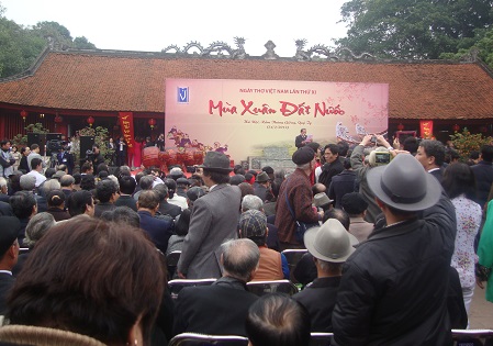 Dòng sông thơ “Mùa xuân đất nước” 1