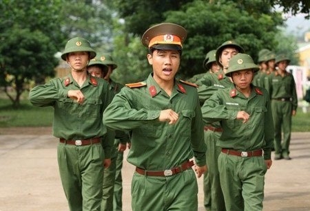 'Thiếu gia' tìm đường du học trốn nhập ngũ 1