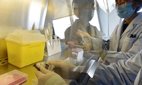Ca nhiễm H7N9 đầu tiên hồi phục 1 Ca nhiễm H7N9 đầu tiên hồi phục 1