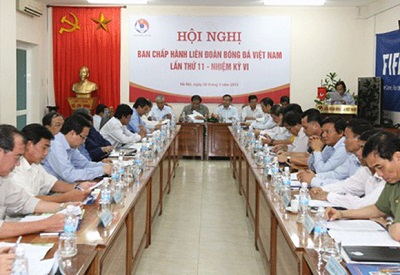 Những chiếc ghế nóng 1 Những chiếc ghế nóng 1