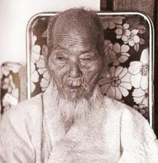 Bí quyết  “bách niên giai lão” 1