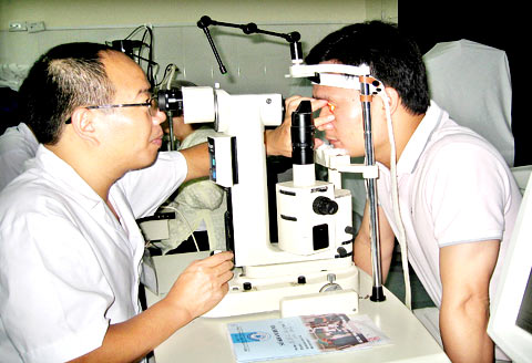 Tự hào mang lại ánh sáng cho người bệnh 1