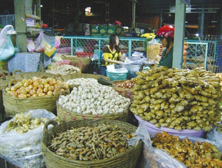 Dân Hà Nội 'ngộ độc' gia vị Trung Quốc 2